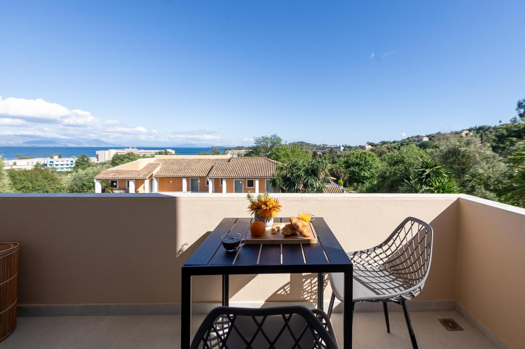 Little Corfu Aparthotel Дасия Екстериор снимка